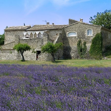 ホテル La Ferme Les Eybrachas Réauville エクステリア 写真