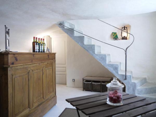 ホテル La Ferme Les Eybrachas Réauville エクステリア 写真